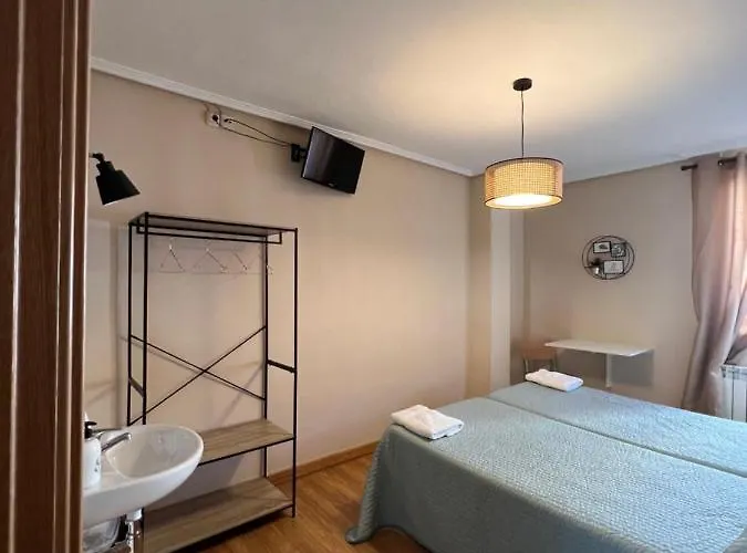 Tajahierro レイノサ